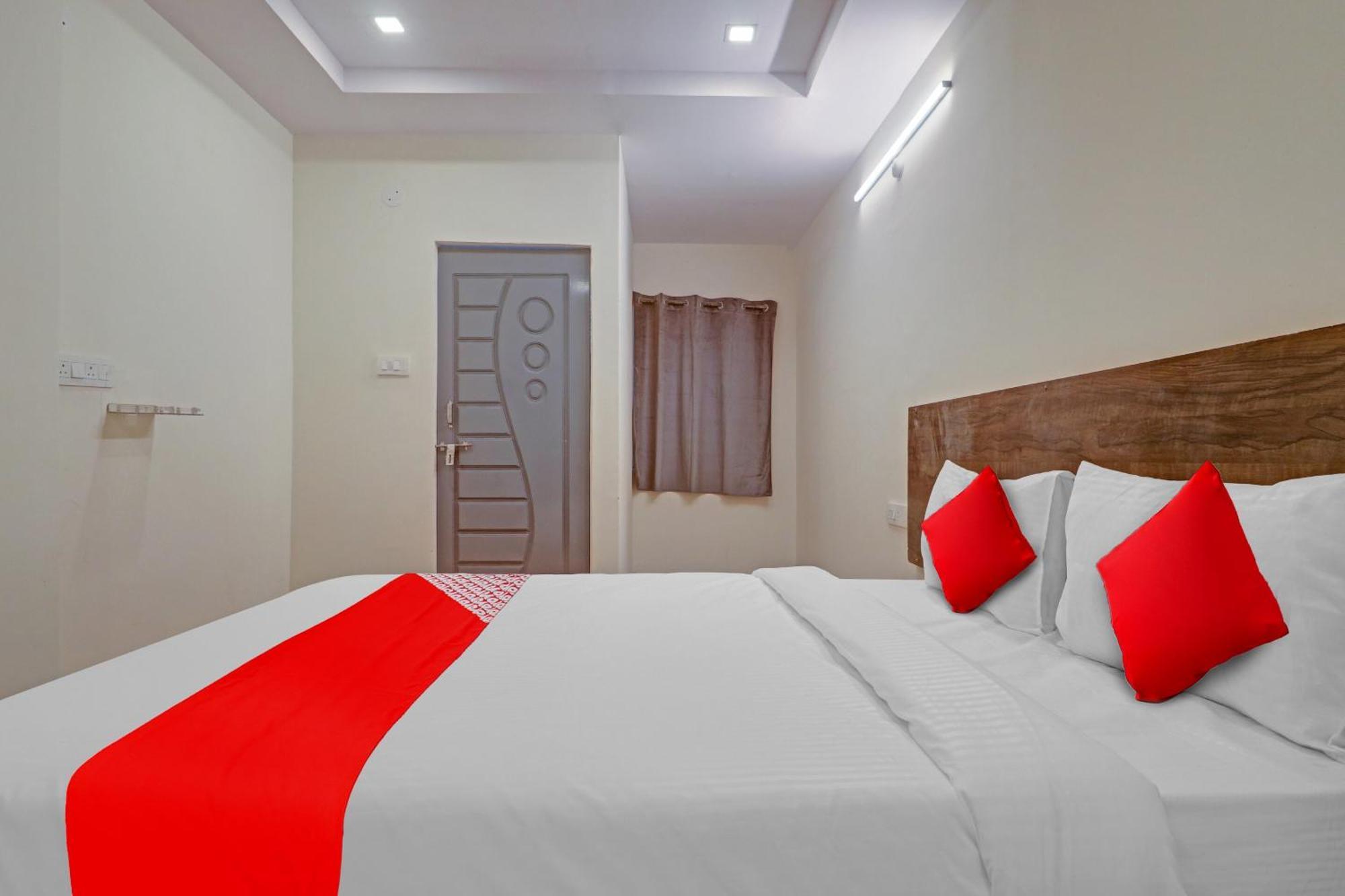 Hotel O R Square Bn Reddy Sururnagar Eksteriør billede