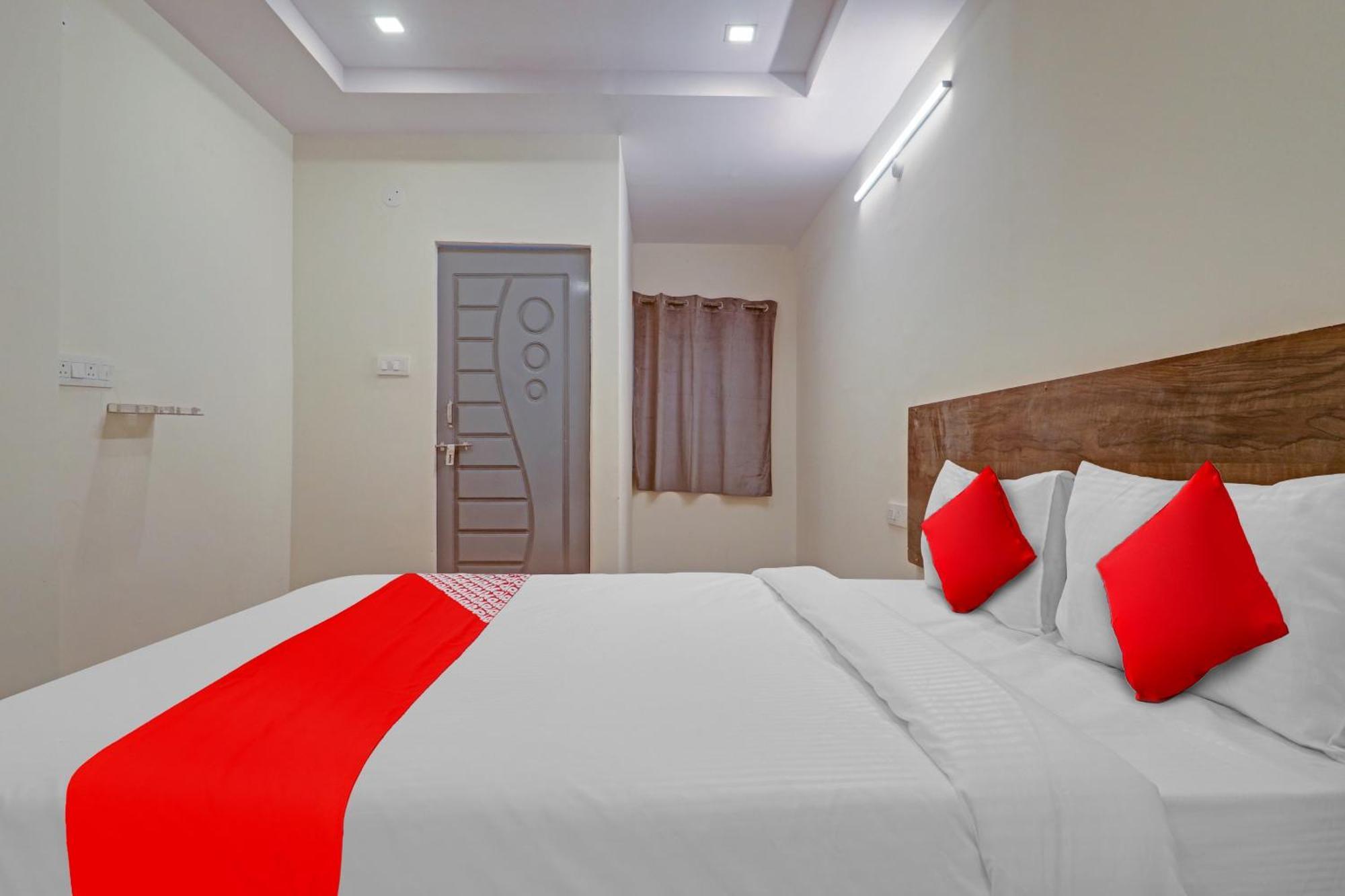 Hotel O R Square Bn Reddy Sururnagar Eksteriør billede